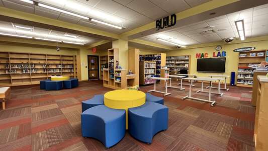 College Park Elementary School Library in Virginia Beach 3