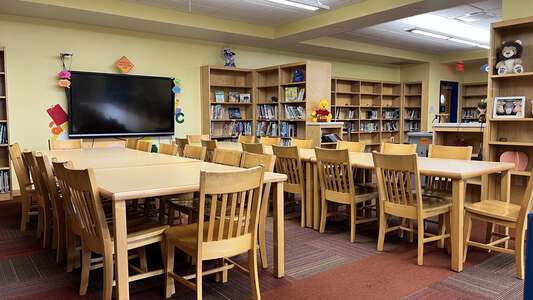 College Park Elementary School Library in Virginia Beach 4