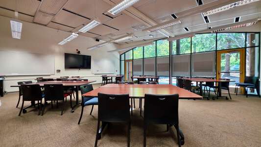 Resource Center (District Office) Sammamish in Redmond