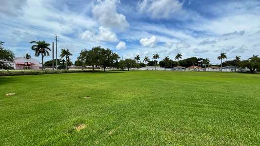 Pine Villa Elementary School Field - Practice in Miami 2