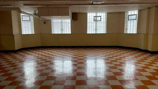 Nash - Henry H Nash Elementary School Cafeteria in Chicago 2