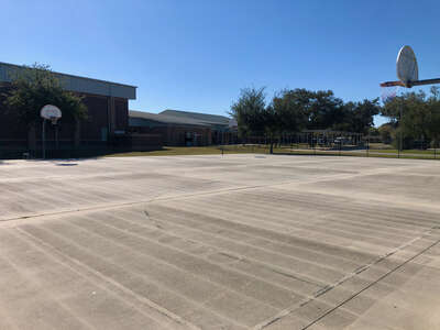 Campbell Middle School Outdoor Basketball Courts in Daytona Beach 2