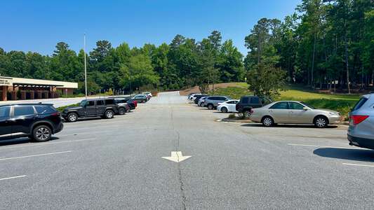 Berkeley Lake Elementary School Parking Lot - Main Front in Duluth