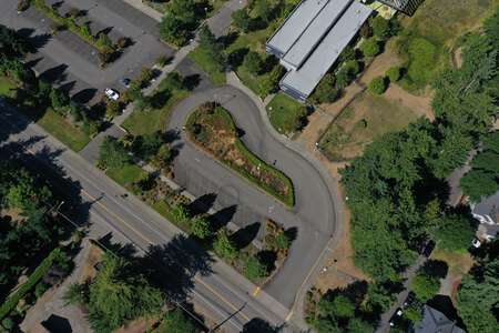 Lakeland Elementary School Parking Lot - Visitor in Auburn