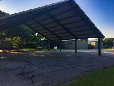 Sutton Elementary Outdoor Basketball Courts in Houston