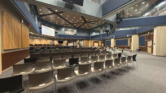 501 Manhattan - Admin Boardroom (212 seats) in Harvey 5