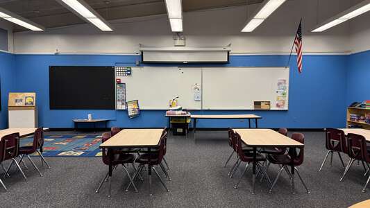 Cypress Elementary School Classroom Standard in New Port Richey