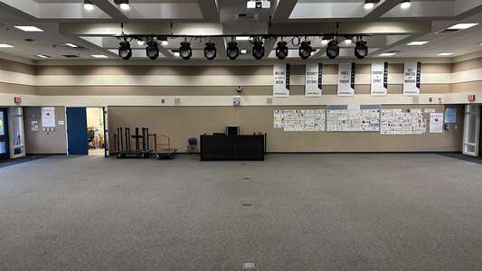 Jeffrey Trail Middle School Multi Purpose Room in Irvine