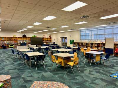 Reinhardt Elementary School Library in Dallas