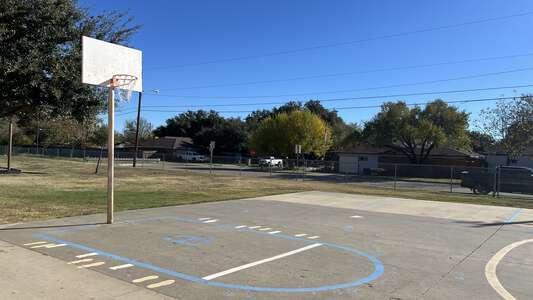 Outdoor Basketball Courts