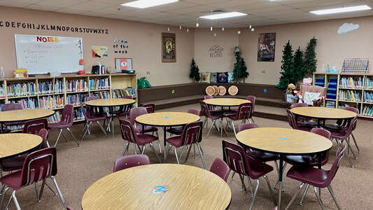 River Valley Elementary Library in Meridian