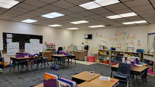 Newton - Ulis Elementary School Classroom Standard in Henderson