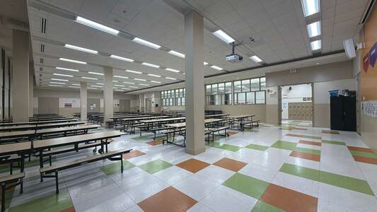 Canty - Arthur E Canty Elementary School Cafeteria in Chicago