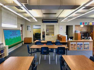 Tuolumne Elementary School Library in Modesto