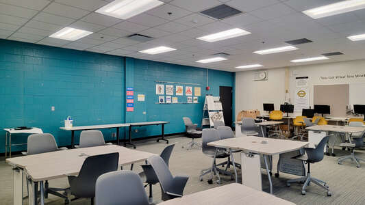 Dyett - Walter Henri Dyett High School for the Arts Classroom Standard in Chicago