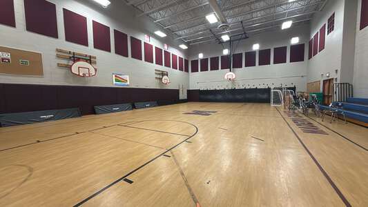 Madero - Francisco I Madero Middle School Gym in Chicago 3