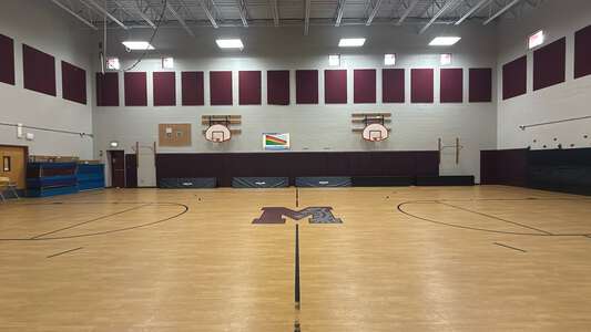 Madero - Francisco I Madero Middle School Gym in Chicago 4