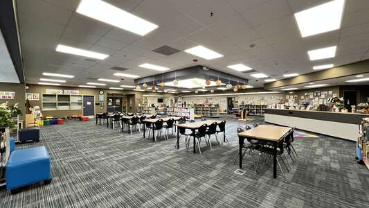 Boulder Ridge Elementary School in Sun City California Slideshow Image 8