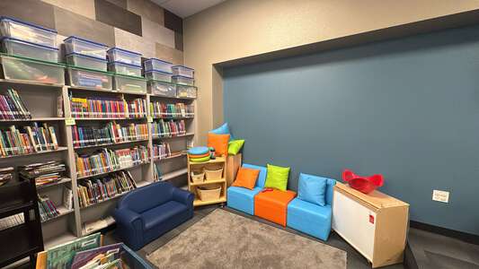 El Potrero Elementary School Library in Moreno Valley 4