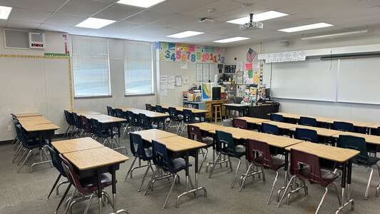 Mno Grant Elementary School Classroom Standard in Antioch