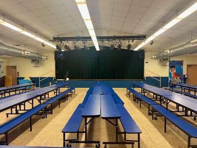 Oak Grove Elementary School Cafeteria in Miami