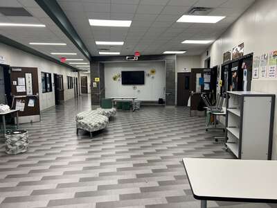 W R Hatfield Elementary School Quad in Northlake