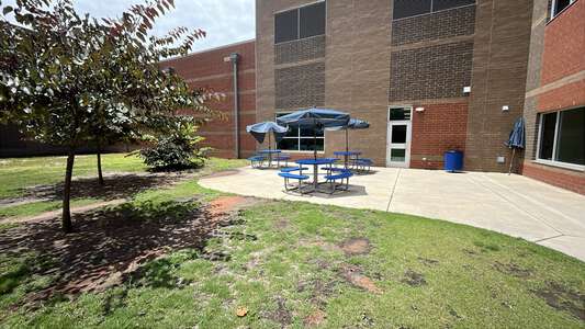 Mint Hill Elementary School Courtyard in Matthews 2