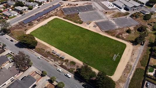 Los Arboles Middle School Field - Football in Marina 1