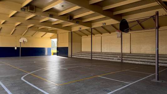 Venado Middle School Field House in Irvine