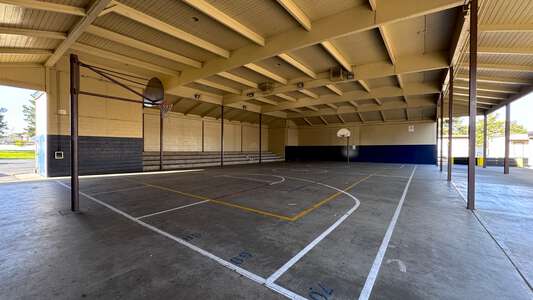 Venado Middle School Field House in Irvine