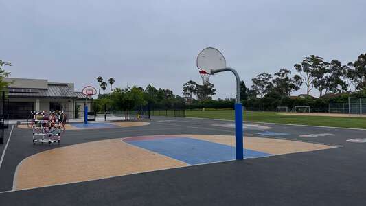 Solana Vista Elementary School Outdoor Basketball Courts in Solana Beach