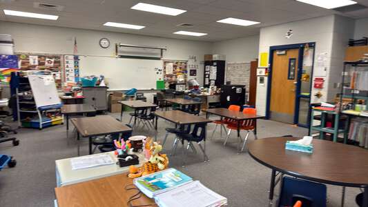 Linwood Elementary School Classroom Standard in Wichita 3
