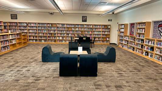 Desert Oasis High School Library in Las Vegas