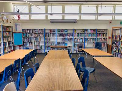 El Vista Elementary School Library in Modesto 2