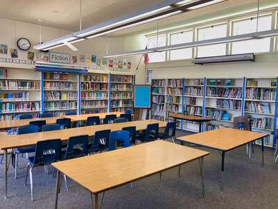 El Vista Elementary School Library in Modesto 3
