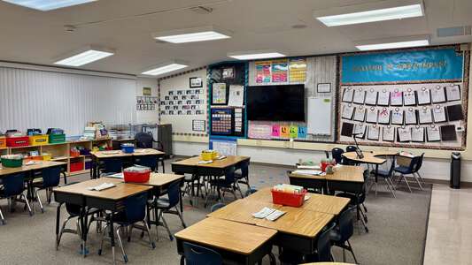 Alta Vista Elementary School Classroom Standard in Los Gatos
