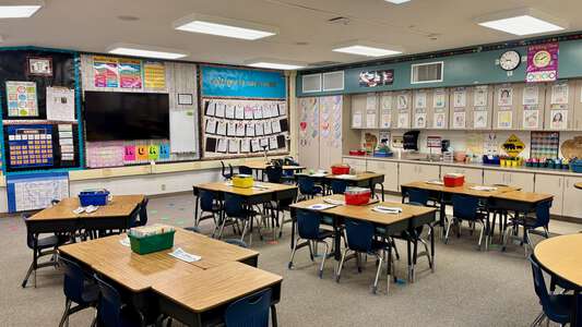 Alta Vista Elementary School Classroom Standard in Los Gatos
