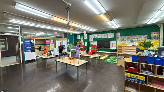 Crown Community Academy of Fine Arts Center Elementary School Classroom Standard in Chicago 2