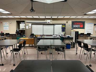 Aliso Niguel High School Science Room in Aliso Viejo