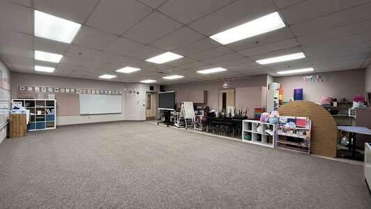 Rainier View Elementary School Classroom Standard in Federal Way