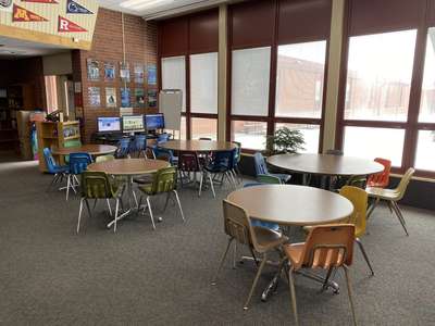 Dr. C.T. Vivian Primary School Library in Peoria