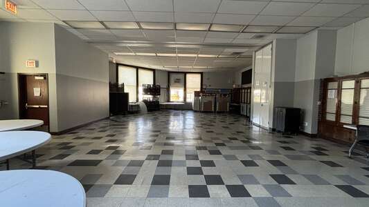 Gunsaulus - Frank W Gunsaulus Elementary Scholastic Academy Community Room in Chicago
