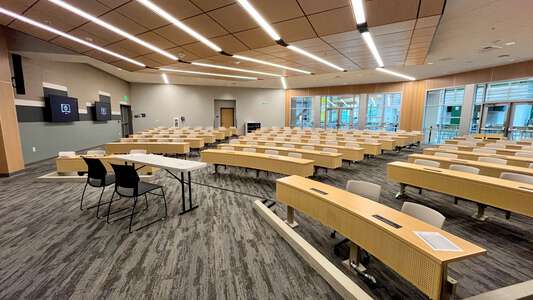Emerald High School Lecture Hall (Room E-115) in Dublin