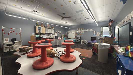 Schwartz Elementary School Classroom Standard in Oklahoma City 2