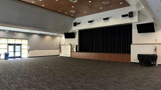 Woodbury Elementary School Multi Purpose Room in Irvine 3