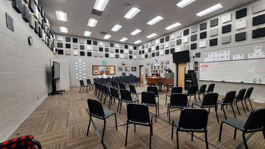 Farragut High School Chorus Room in Farragut
