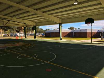 Crestwood Elementary School (1021) Outdoor Basketball Courts in Tampa 3