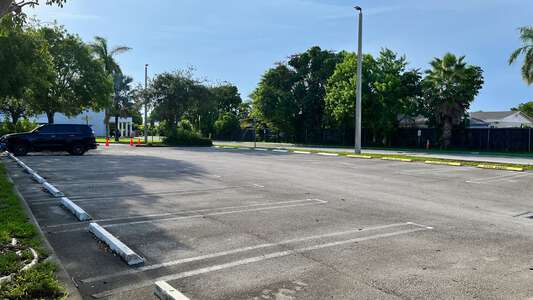 Devon Aire K-8 Center Parking Lot - Front in Miami 3