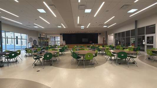 Richard J. Lee Elementary School Cafeteria - LEE in Dallas 2