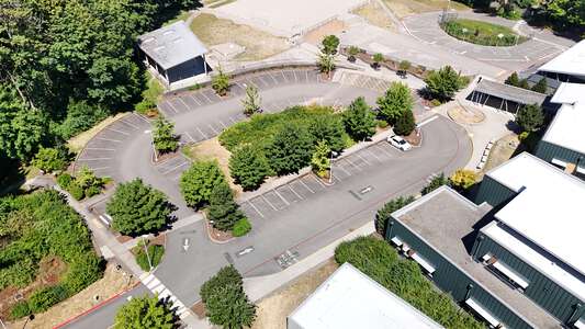 Alexander Graham Bell Elementary School Parking Lot in Kirkland